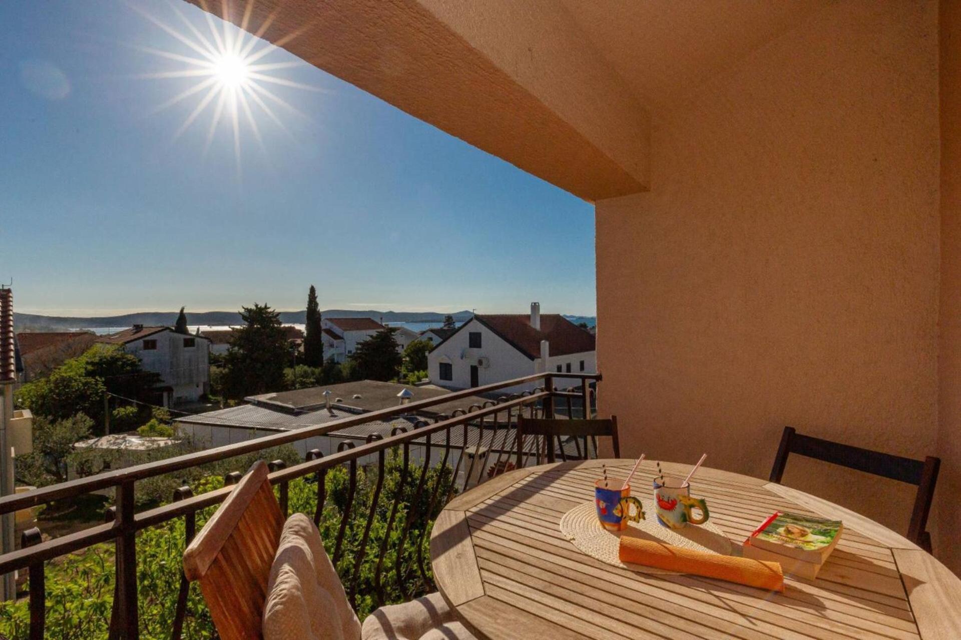 Three Bedroom Apartment In Biograd 比奥格勒·纳·莫鲁 外观 照片