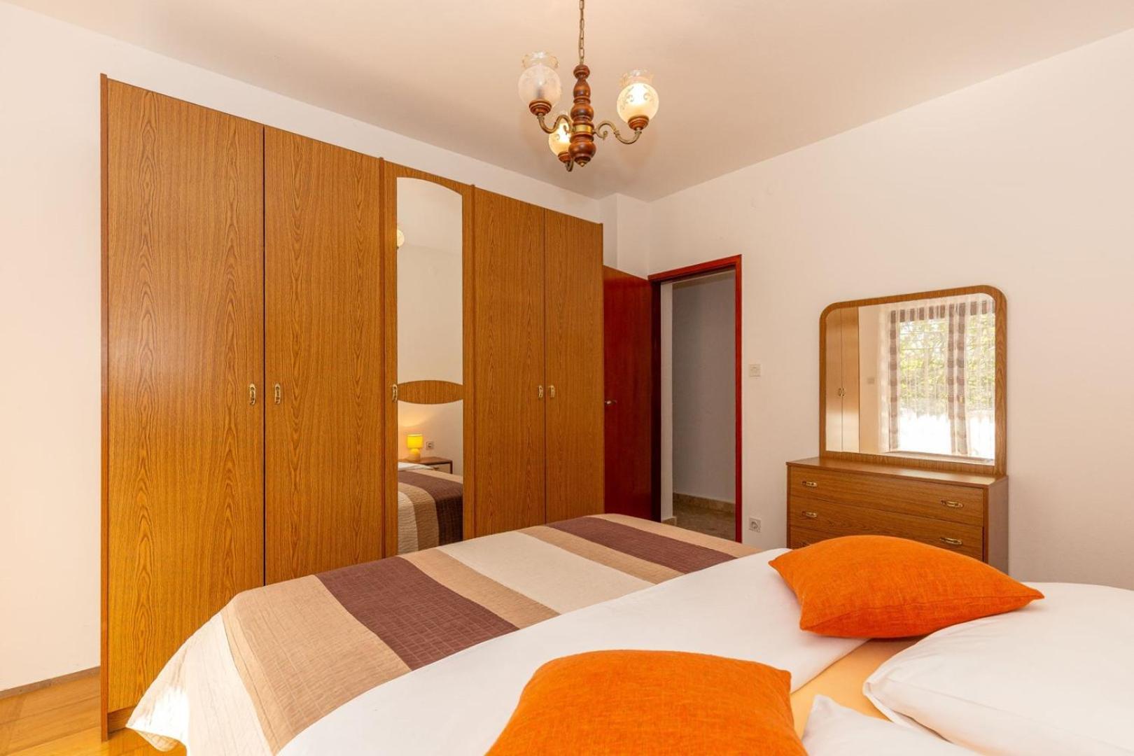 Three Bedroom Apartment In Biograd 比奥格勒·纳·莫鲁 外观 照片