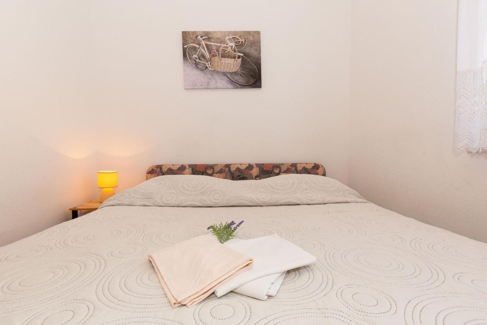 Three Bedroom Apartment In Biograd 比奥格勒·纳·莫鲁 外观 照片